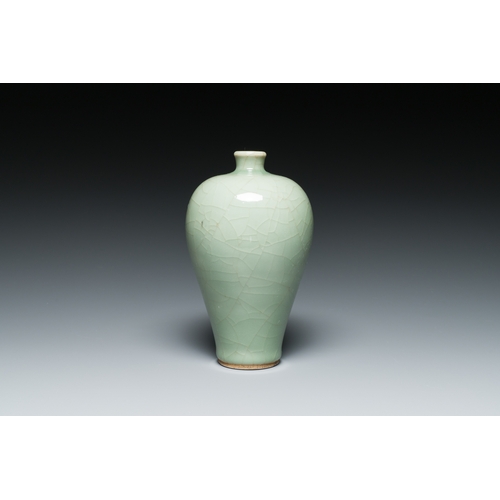 169 - A Chinese monochrome celadon-glazed 'meiping' vase, 18/19th C.Description:H.: 19 cm Provenance:- A F... 