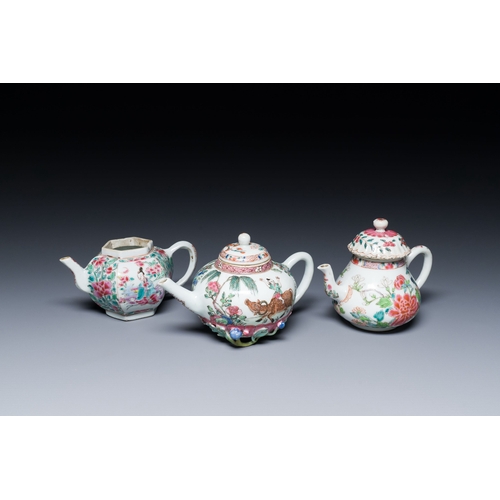 243 - Three Chinese famille rose teapots, YongzhengDescription:L.: 16 cm - H.: 10 cm (the largest teapot)C... 