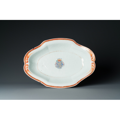 202 - A rare Chinese export porcelain ewer and basin with crowned monogram 'RLI', QianlongDescription:H.: ... 