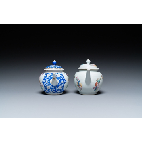 218 - Two unusual Chinese famille rose teapots and covers, Yongzheng/QianlongDescription:L.: 19,5 cm - H.:... 