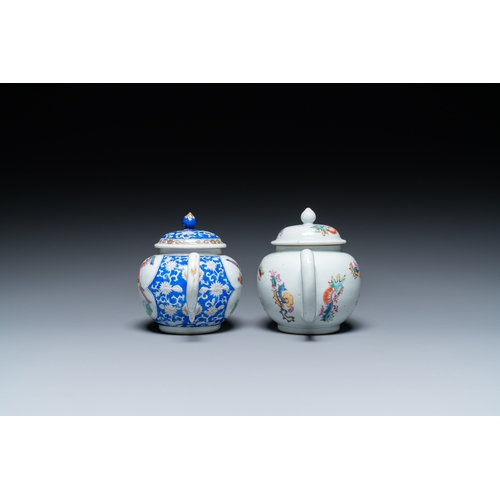 218 - Two unusual Chinese famille rose teapots and covers, Yongzheng/QianlongDescription:L.: 19,5 cm - H.:... 