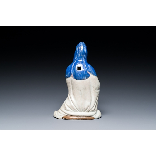 221 - A Chinese famille rose figure of Guanyin with a ruyi scepter, QianlongDescription:H.: 23,5 cm Ref.: ... 