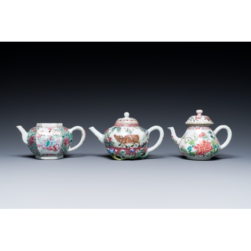 243 - Three Chinese famille rose teapots, YongzhengDescription:L.: 16 cm - H.: 10 cm (the largest teapot)C... 