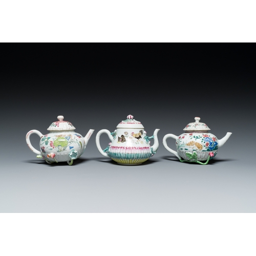 244 - Three Chinese famille rose teapots and covers, YongzhengDescription:L.: 15 cm - H.: 10,5 cm (the lar... 