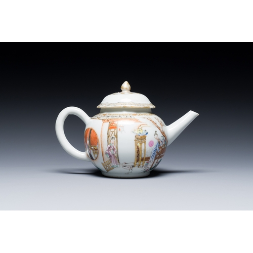 245 - A fine Chinese famille rose 'narrative subject' teapot and cover, YongzhengDescription:L.: 18,5 cm -... 