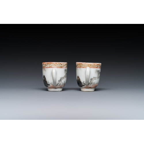 248 - A pair of rare Chinese miniature grisaille and gilt cups with horses, Yongzheng/QianlongDescription:... 