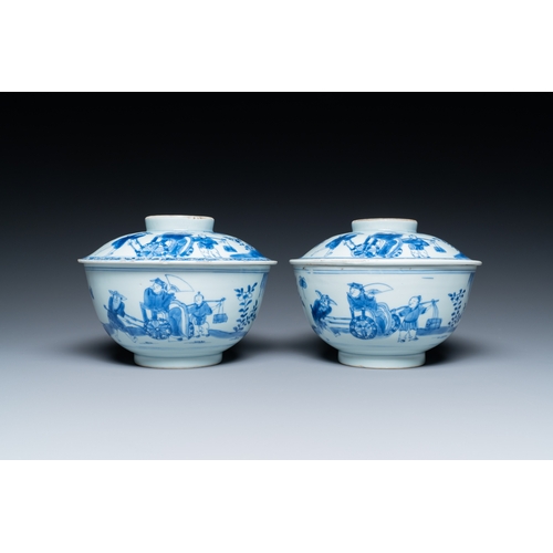 259 - A pair of Chinese blue and white bowls and covers with narrative deisgn, Kangxi/YongzhengDescription... 