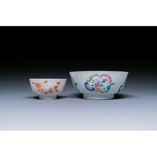 263 - A varied collection of Chinese blue, white and famille rose porcelain, Yongzheng and laterDescriptio... 