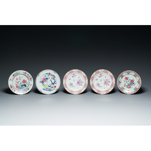 264 - Thirteen Chinese famille rose plates, Yongzheng/QianlongDescription:Dia.: 23,5 cm (the largest plate... 