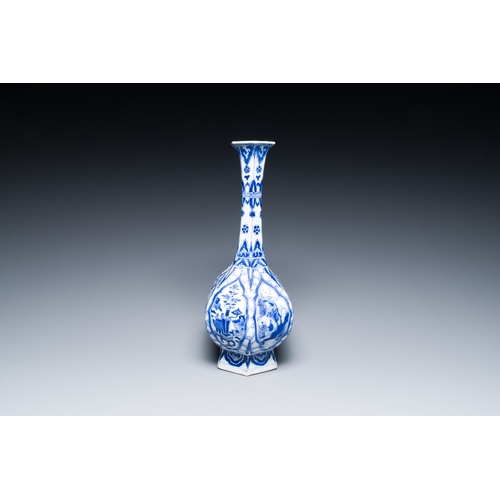 280 - A Chinese blue and white bottle vase, 'G' mark, KangxiDescription:H.: 30,5 cmCondition reports:Pleas... 