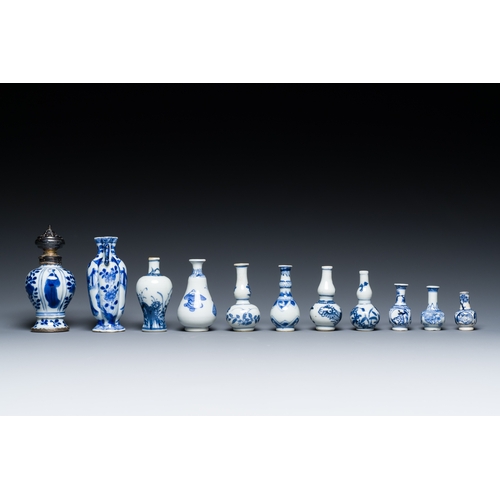 292 - Eleven Chinese blue and white miniature vases, KangxiDescription:H.: 10 cm (the tallest vase)Conditi... 