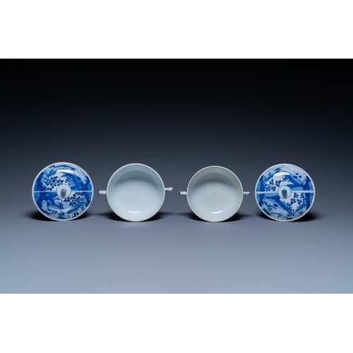 297 - A pair of Chinese blue and white bowls and covers, KangxiDescription:L.: 19 cm - H.: 9,5 cmCondition... 