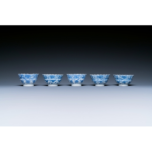 300 - Ten Chinese blue and white cups and saucers, KangxiDescription:Dia.: 13 cm (the saucers)Dia.: 8,5 cm... 