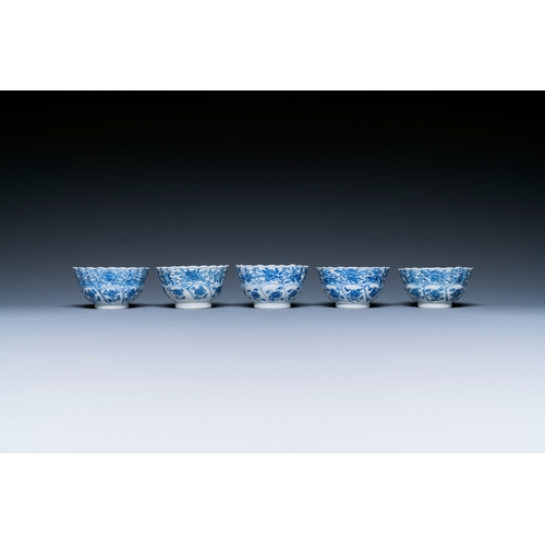 300 - Ten Chinese blue and white cups and saucers, KangxiDescription:Dia.: 13 cm (the saucers)Dia.: 8,5 cm... 