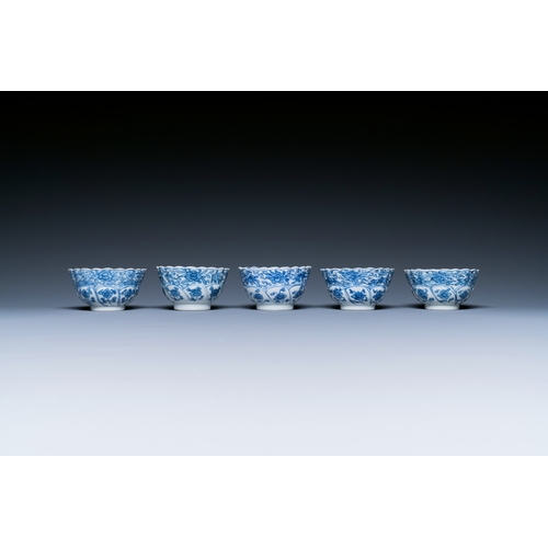 300 - Ten Chinese blue and white cups and saucers, KangxiDescription:Dia.: 13 cm (the saucers)Dia.: 8,5 cm... 