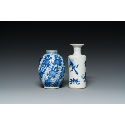 305 - Two small Chinese blue and white vases, KangxiDescription:H.: 11 cm (the tallest vase)Condition repo... 