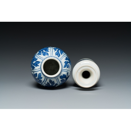 305 - Two small Chinese blue and white vases, KangxiDescription:H.: 11 cm (the tallest vase)Condition repo... 