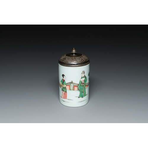 334 - A Chinese famille verte brush pot with an engraved metal cover, 'bitong', KangxiDescription:H.: 12 c... 