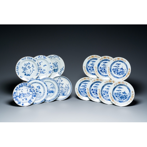 352 - 14 Chinese blue, white and verte-Imari plates, Kangxi/QianlongDescription:Dia.: 23,5 cm (the largest... 