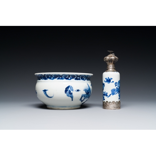 353 - A Chinese blue and white bottle vase, a censer, a bottle and a famille verte plate, Kangxi and later... 