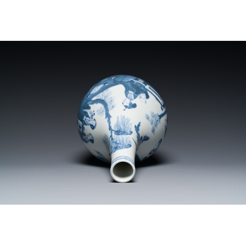 353 - A Chinese blue and white bottle vase, a censer, a bottle and a famille verte plate, Kangxi and later... 