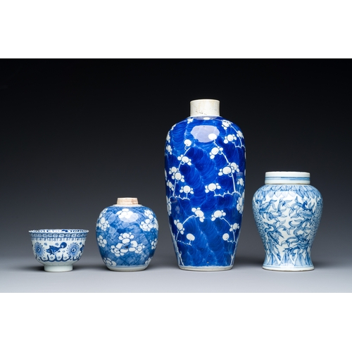 356 - Three Chinese blue and white vases, a cup and two saucers, Kangxi and laterDescription:H.: 25,5 cm (... 