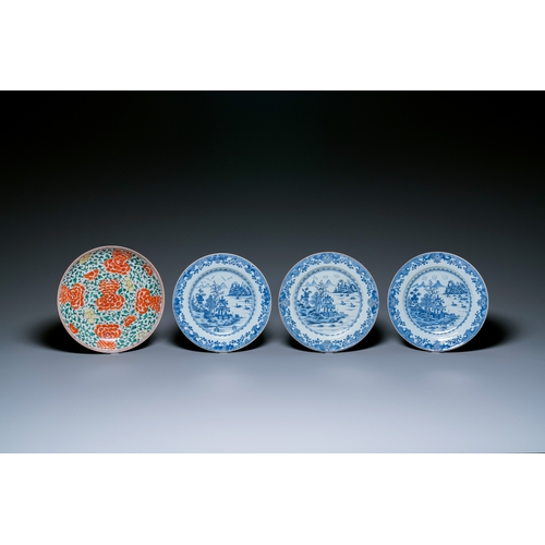 359 - A varied collection of Chinese porcelain, Kangxi and laterDescription:Dia.: 27,5 cm (the Kangxi fami... 