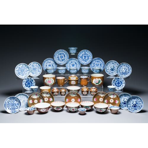 361 - An extensive collection of Chinese blue, white and famille rose porcelain, Kangxi and laterDescripti... 