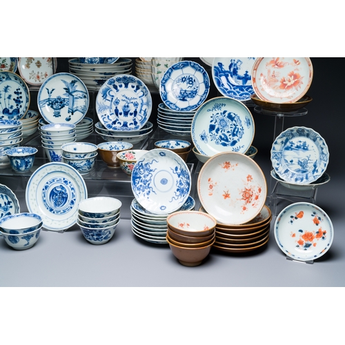 362 - A very extensive collection of Chinese cups and saucers, Kangxi and laterDescription:Dia.: 14 cm (th... 