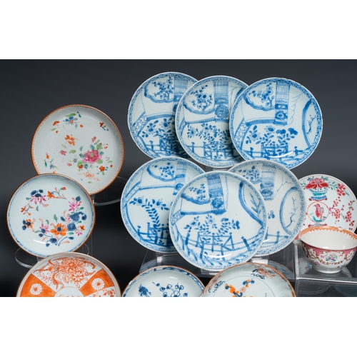 364 - A very extensive collection of Chinese cups and saucers, Kangxi and laterDescription:Dia.: 16,5 cm (... 