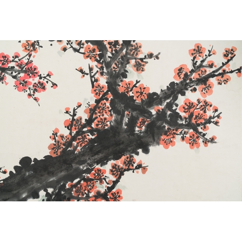 385 - Guan Shanyue éå±±æ (1912-2000): 'Plum blossoms', ink and colours on paper, dated 1992Description... 