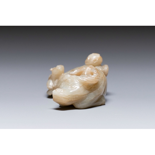 487 - A Chinese jade 'boy on a buffalo' group, QingDescription:L.: 8,5 cmCondition reports:Please contact ... 