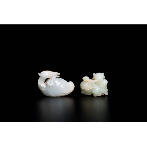 494 - Two Chinese white jade carvings of a mandarin duck and of a ram with his lamb, QingDescription:Dim.:... 