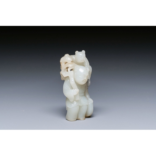 495 - A Chinese white and russet jade sculpture of two boys, QingDescription:H.: 7 cmCondition reports:Ple... 