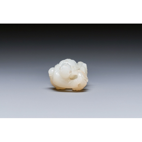 495 - A Chinese white and russet jade sculpture of two boys, QingDescription:H.: 7 cmCondition reports:Ple... 