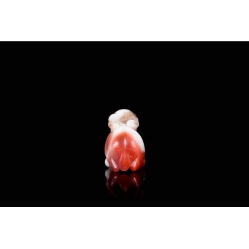 514 - A Chinese agate carving of a rabbit, QingDescription:L.: 8 cm - H.: 5,5 cmCondition reports:Please c... 