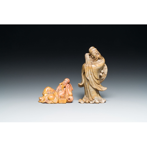 519 - Two Chinese soapstone sculptures of Zhongkui and of Li Bai, signed Ni Zhi, 18/19th C.Description:H.:... 