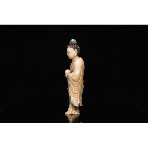 520 - A Chinese carved soapstone figure of the Medicine Buddha or Bhaishajyaguru, QingDescription:H.: 15 c... 