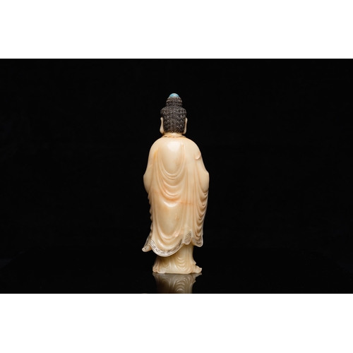 520 - A Chinese carved soapstone figure of the Medicine Buddha or Bhaishajyaguru, QingDescription:H.: 15 c... 