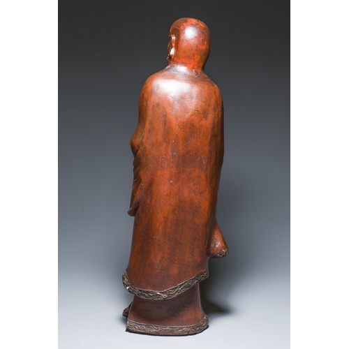 522 - A large Japanese polychromed and lacquered wood figure of Damo, Edo, dated 18/19th C.Description:H.:... 