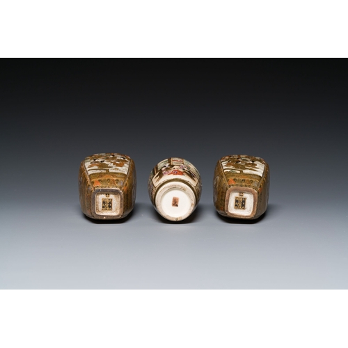 542 - Three Japanese Satsuma vases, Meiji, 19th C.Description:H.: 12,5 cmCondition reports:Please contact ... 