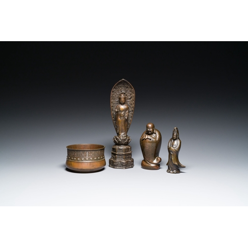 544 - Three Japanese bronze sculptures of Buddha and of Guanyin and a censer, Edo/Meiji, 18/19th C.Descrip... 