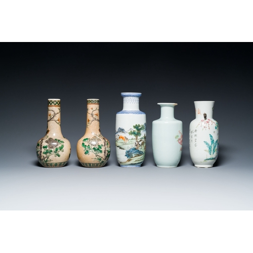 577 - Five Chinese famille rose and verte vases, 19/20th C.Description:H.: 28,5 cm (the tallest vase)Condi... 