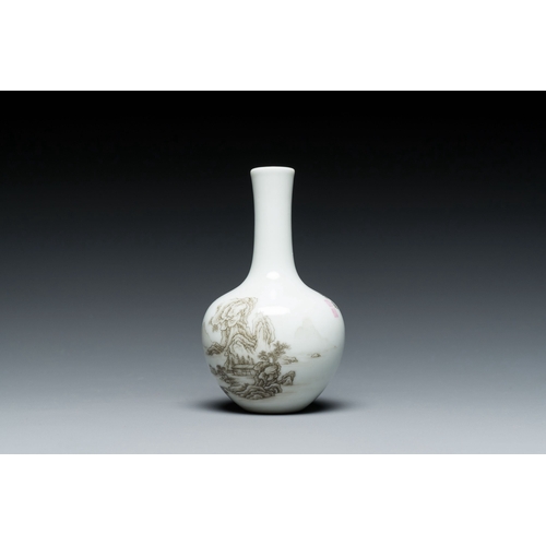 579 - A Chinese grisaille-decorated bottle vase with a fine landscape, Qianlong mark, 20th C.Description:H... 