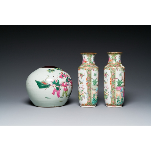 600 - Six Chinese blue, white, famille rose and famille verte vases, 19/20th C.Description:H.: 43,5 cm (th... 