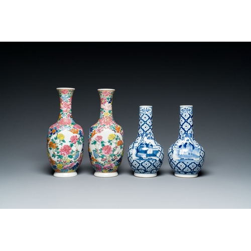 607 - Two pairs of Chinese blue, white and famille rose bottle vases, 19/20th C.Description:H.: 24,5 cm (t... 