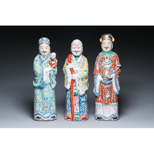 630 - Three Chinese famille rose figures of star gods, seal marks, 19/20th C.Description:H.: 49 cm (the ta... 