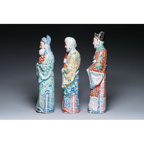 630 - Three Chinese famille rose figures of star gods, seal marks, 19/20th C.Description:H.: 49 cm (the ta... 