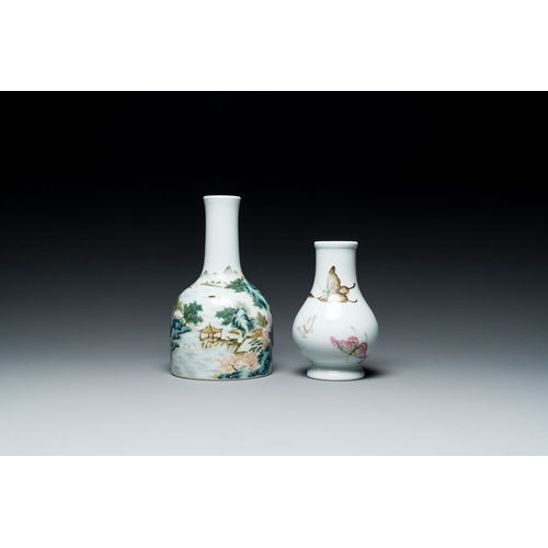 655 - Two Chinese famille rose vases, 20th C.Description:H.: 18 cm (the tallest)Condition reports:Please c... 