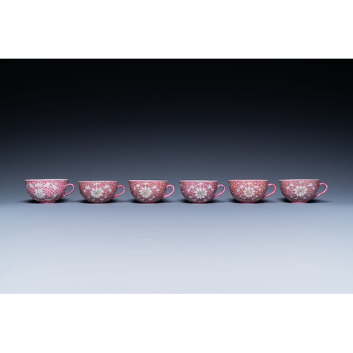 671 - A Chinese 15-piece tea service with lotus scrolls on a purple ground, Guangxu mark, 20th C.Descripti... 